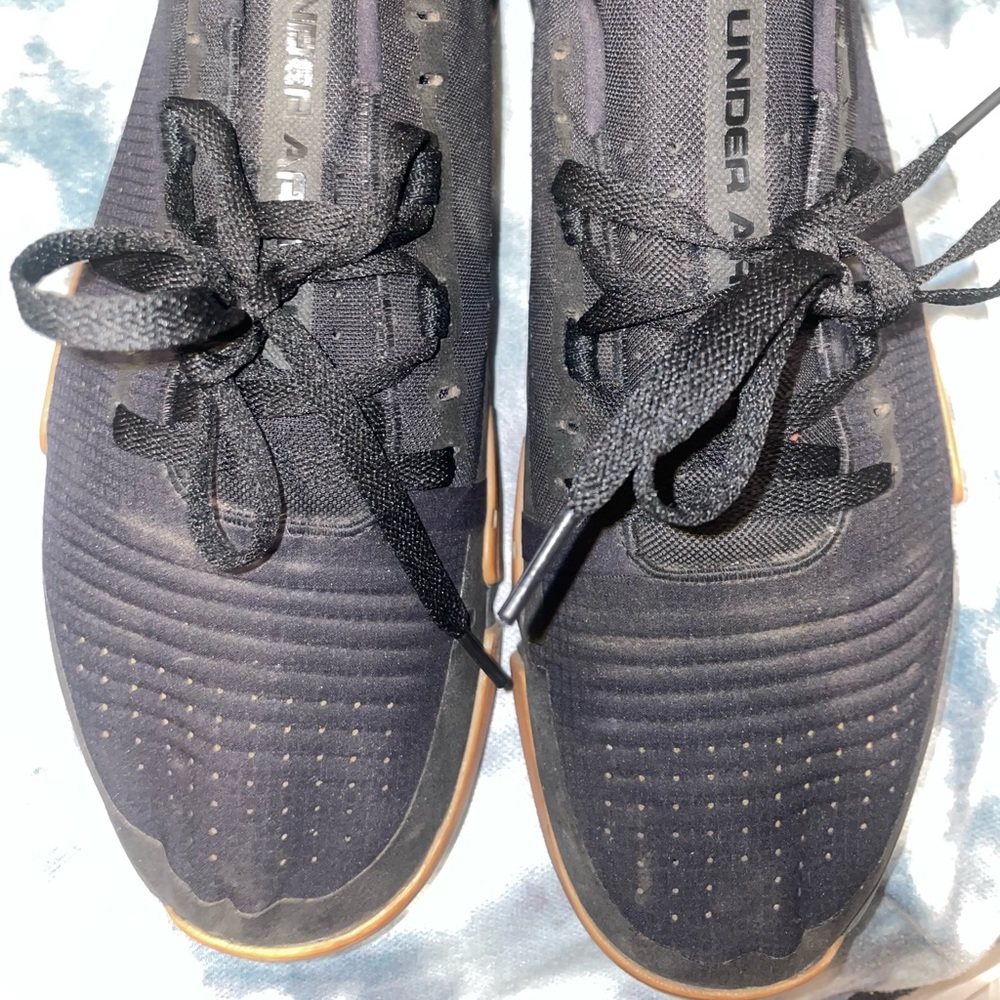 Under Armour Men's Speedform Feel Cross Trainer Sneakers